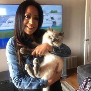 Meet your Posher, Valerie